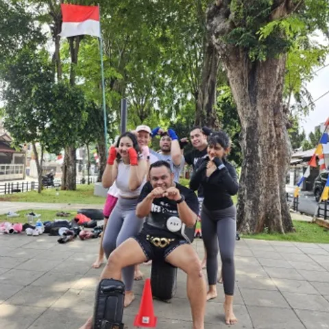 Muay Thai Komando Angsa