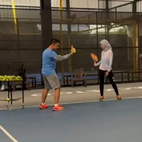 HappyTennis