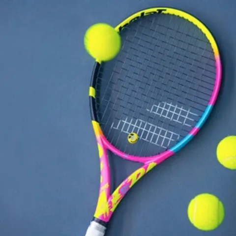 Tennis Công viên-Quận 4- 8pm-10pm