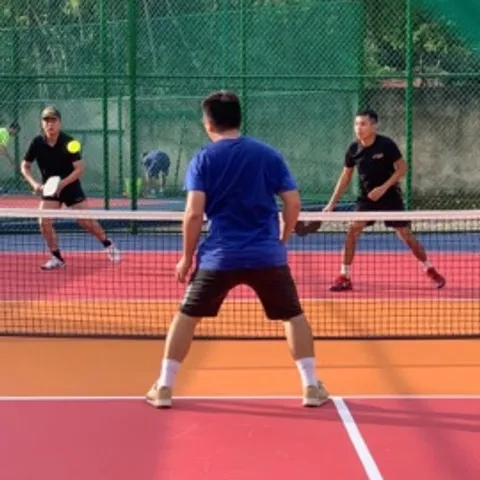 Đụng là trụng pickleball club