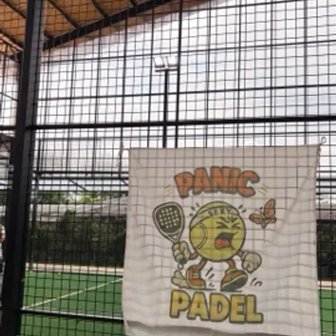 PANIC PADEL 