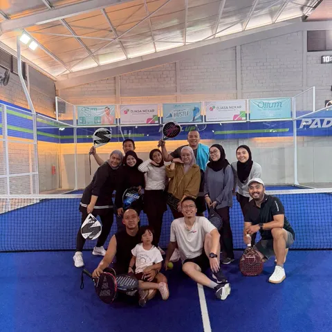 Papa Mama Padel Club