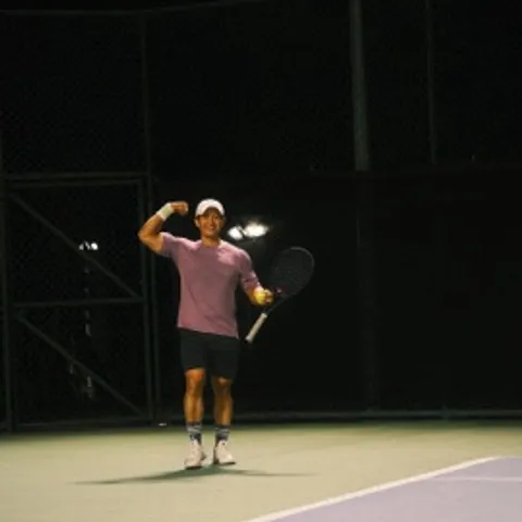 Learn Easy, Play Easy – Tennis with Johnny 