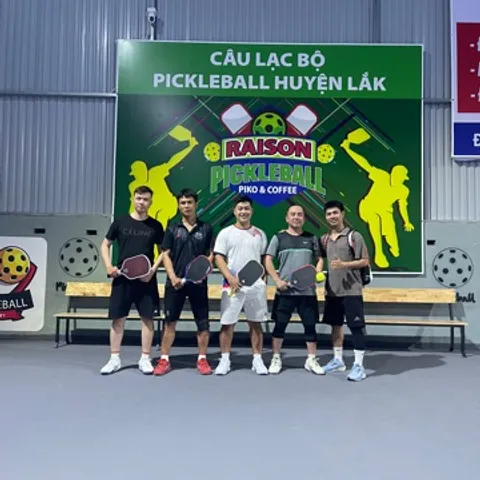 CLB Raison Pickleball