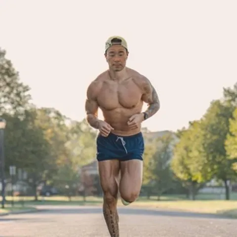 Show abs Running club 