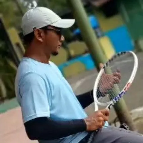 Bounce Ngawi Tenis Club