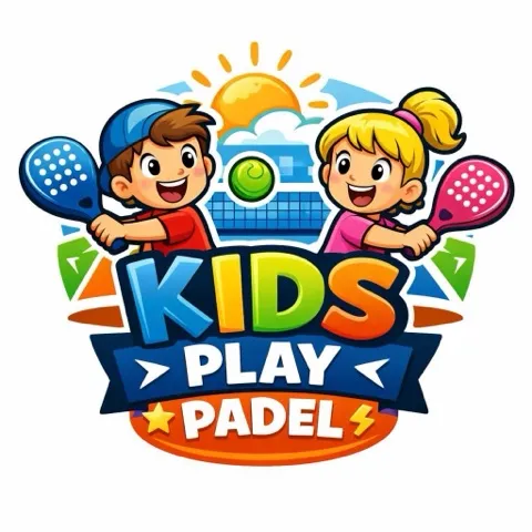 Kids Play Padel