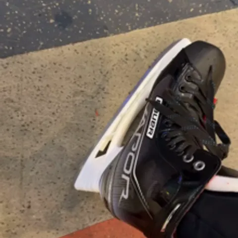 Ice Skating Club 溜冰