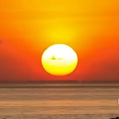 SUNRISE 62