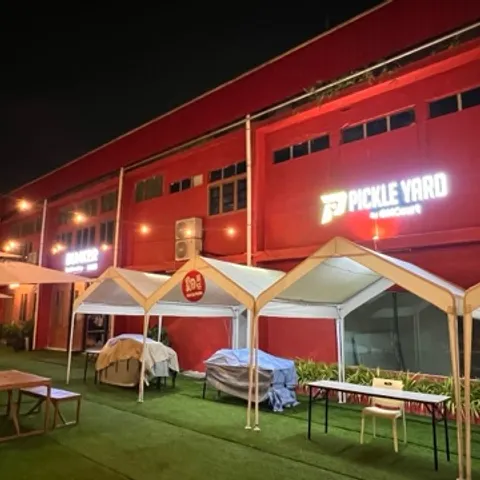 Pickleyard by Oncourt