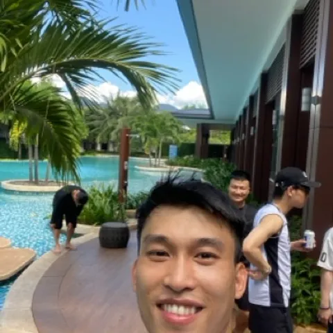 D-joy thủ thiêm ( cầu ba son )