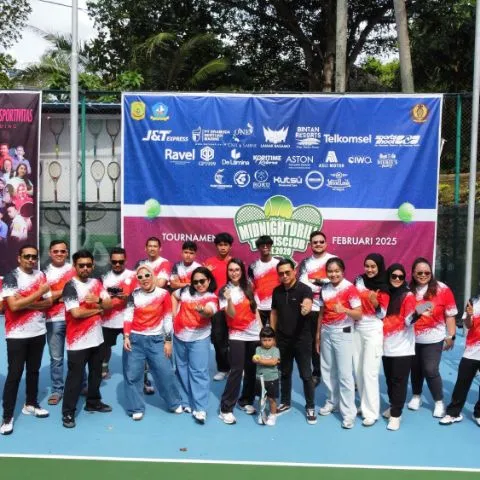 Midnight Drill Tennis Club