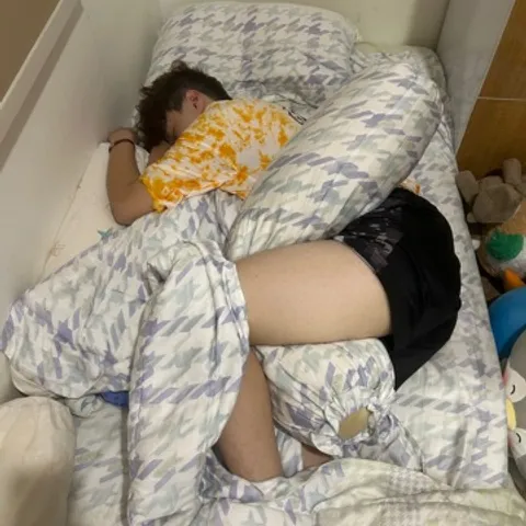 Ayo Sini dateng ke rumah saya