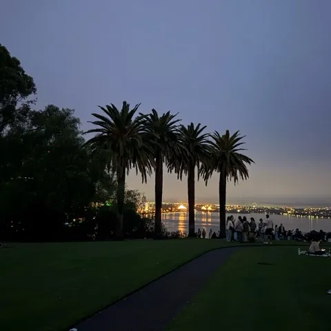Sunset Smash 🎾💥 