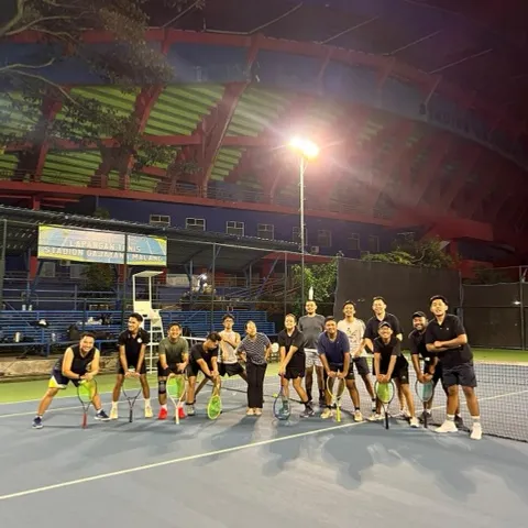 Tahu Tennis