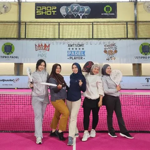 Padel again