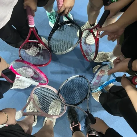Happy Tennis Clubs