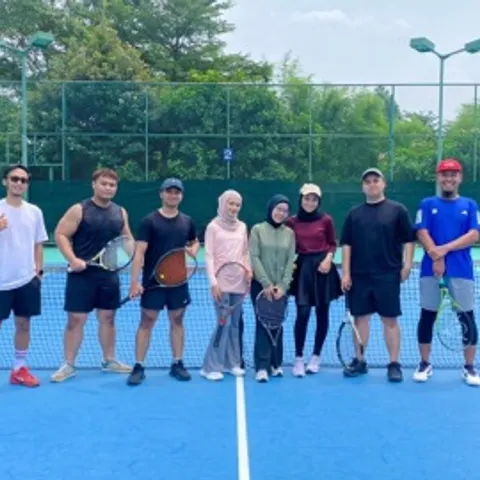 Mandatory Tennis Club