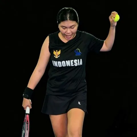 BRONZE • Padel lesson with Coach Ana