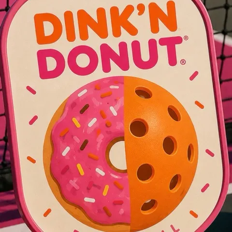 DINK'N DONUT
