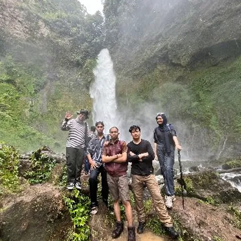 A-Trekking