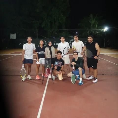 THE DACH RACQETEERS