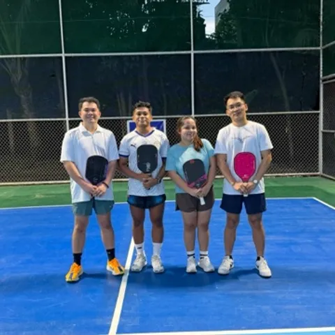 VAs Pikol Club