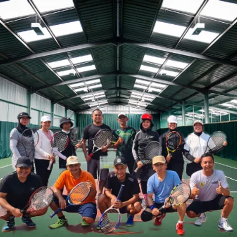 Lawn Tennis Puri Permata