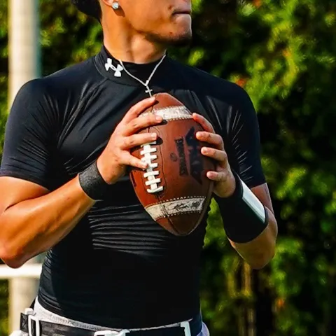 Flag Football - Bóng Bầu Dục Không Va Chạm 🏈