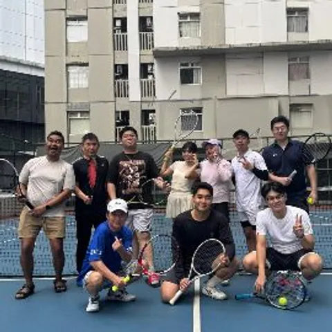 TENNIS GRATIS GREENBAY PLUIT