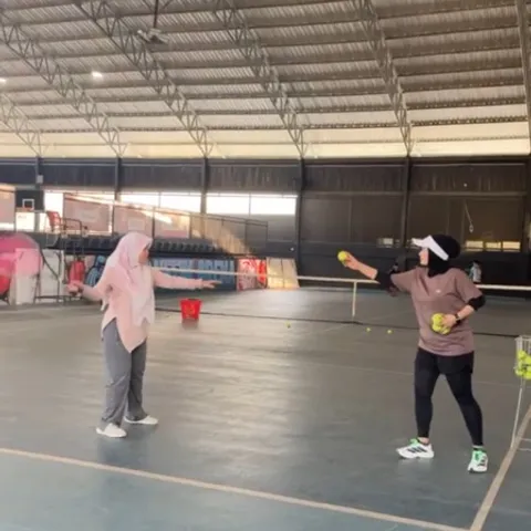 AIWA TENNIS SCHOOL