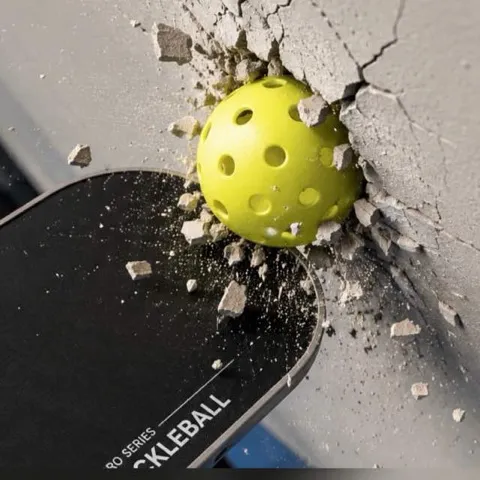 Grass pickleball club