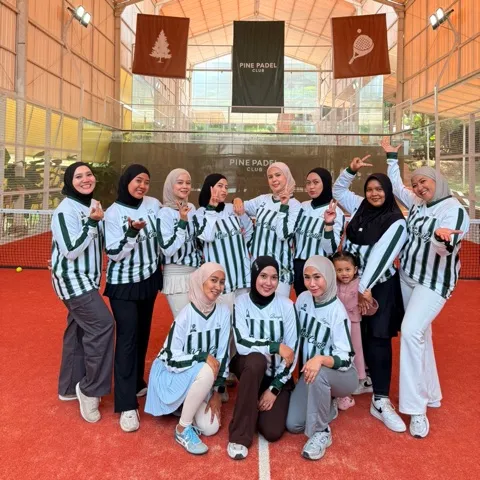 Main cantik