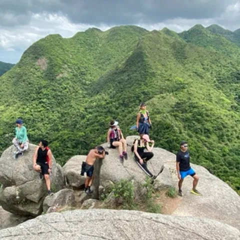 Hiking Camping Everywhere • 行山露營同樂群