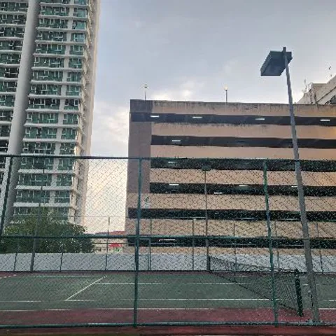 UPTOWN TENNIS CLUB