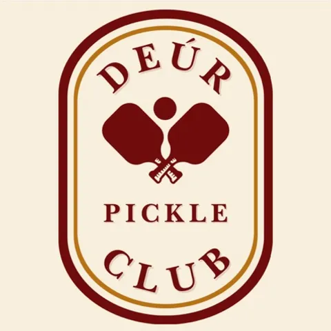 Deúr Pickle Club