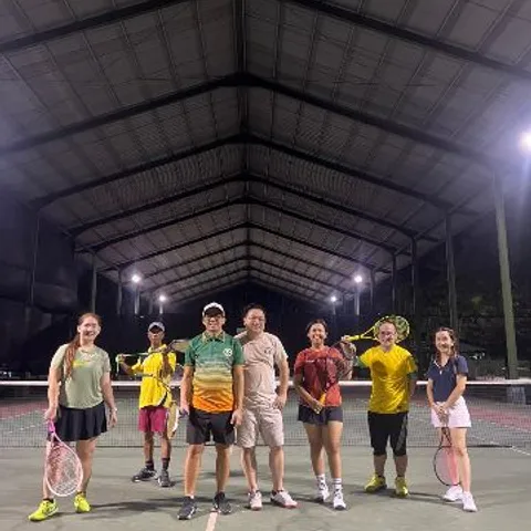 Belajar Tenis 