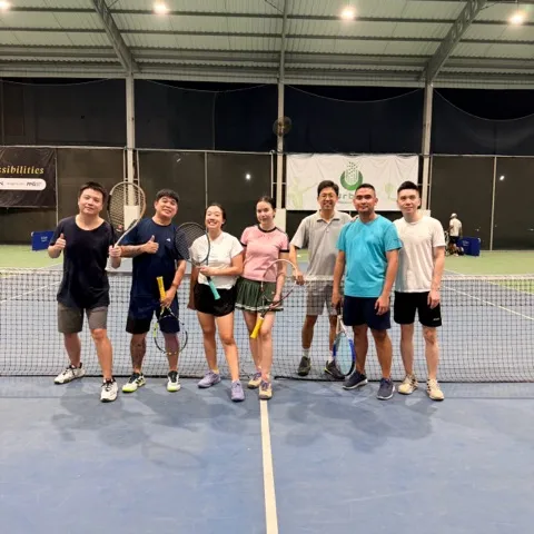 Big Family Tennis