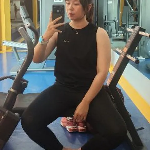 Social Badmintoon 🤝💃