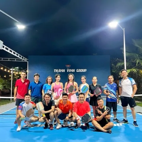 THÀNH VINH GROUP PICKLEBALL