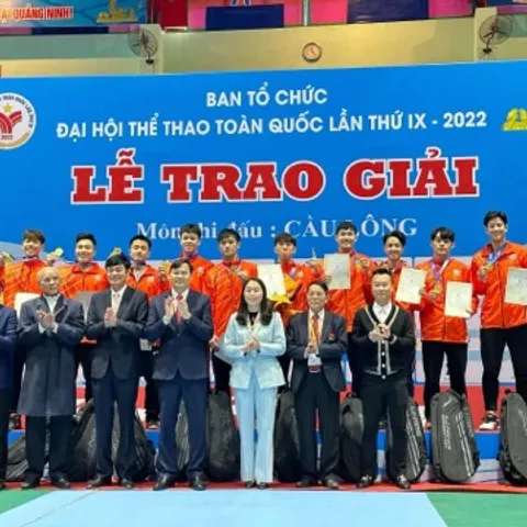 Lớp Học Cầu Lông HÀ ĐÔNG