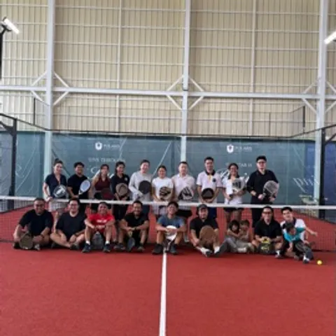 Ganteng Ganteng Padel