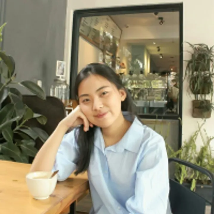 nadya avatar