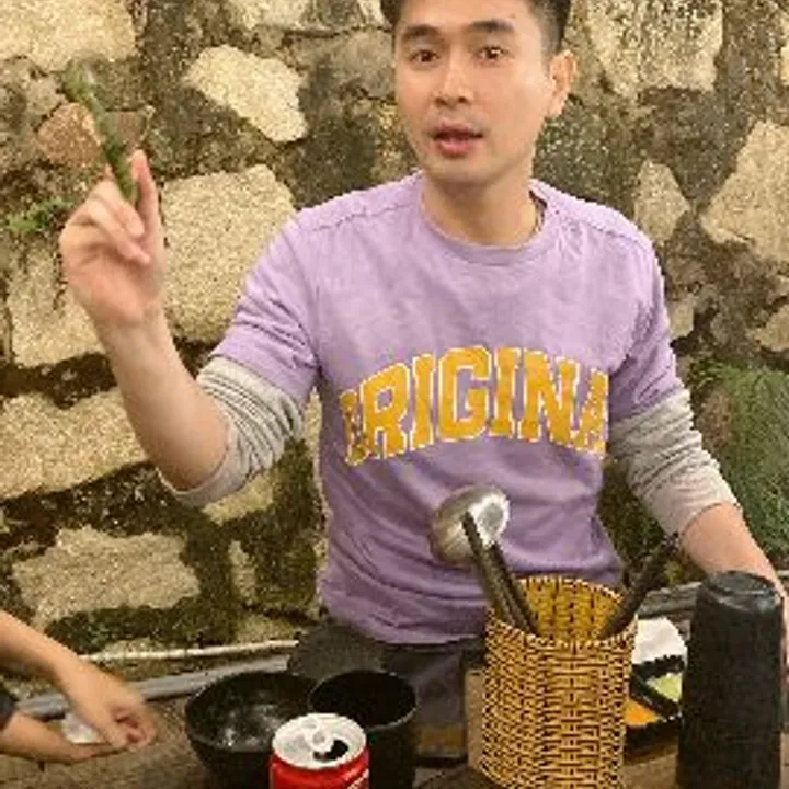 Ling Nhat avatar