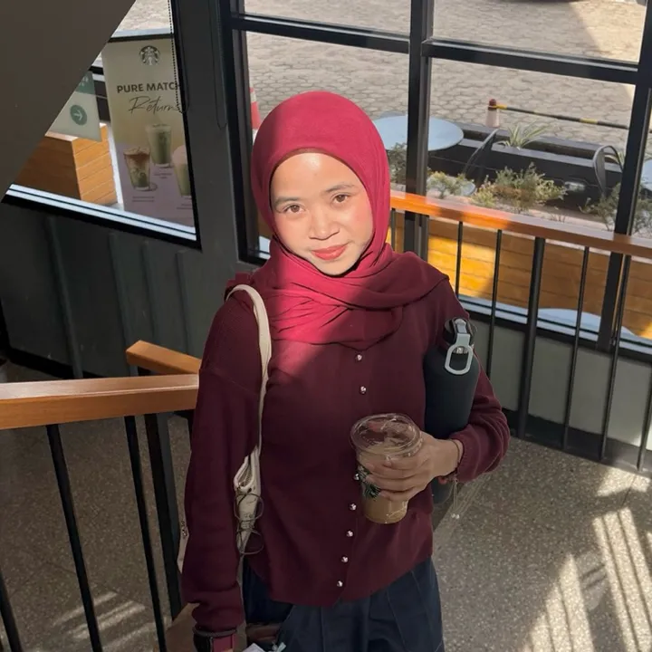 Khansa Elvina