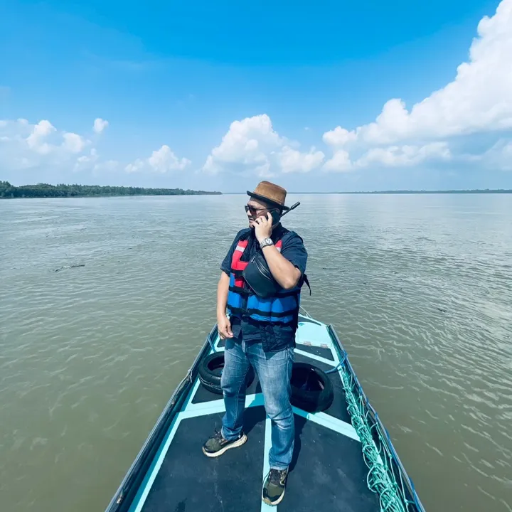 Dr. Bagus