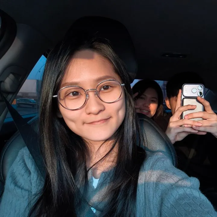 YY