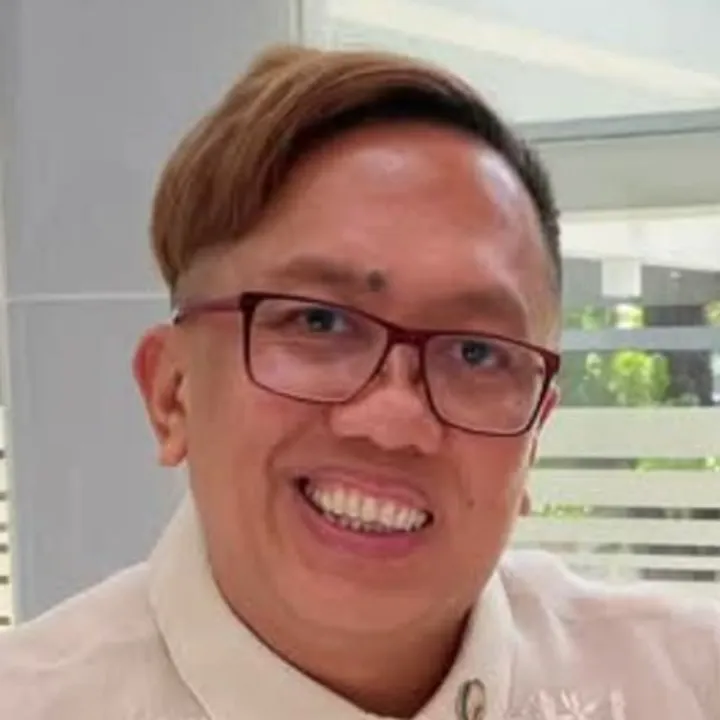 Kloy Kloy