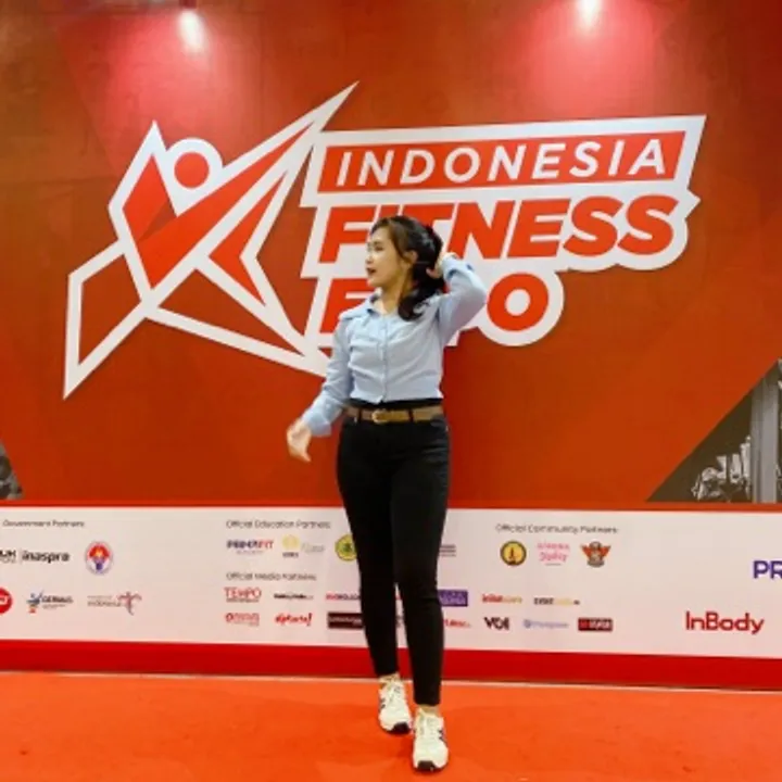 RESTY WULANDARI avatar