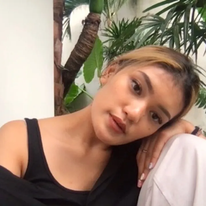 Caroline avatar